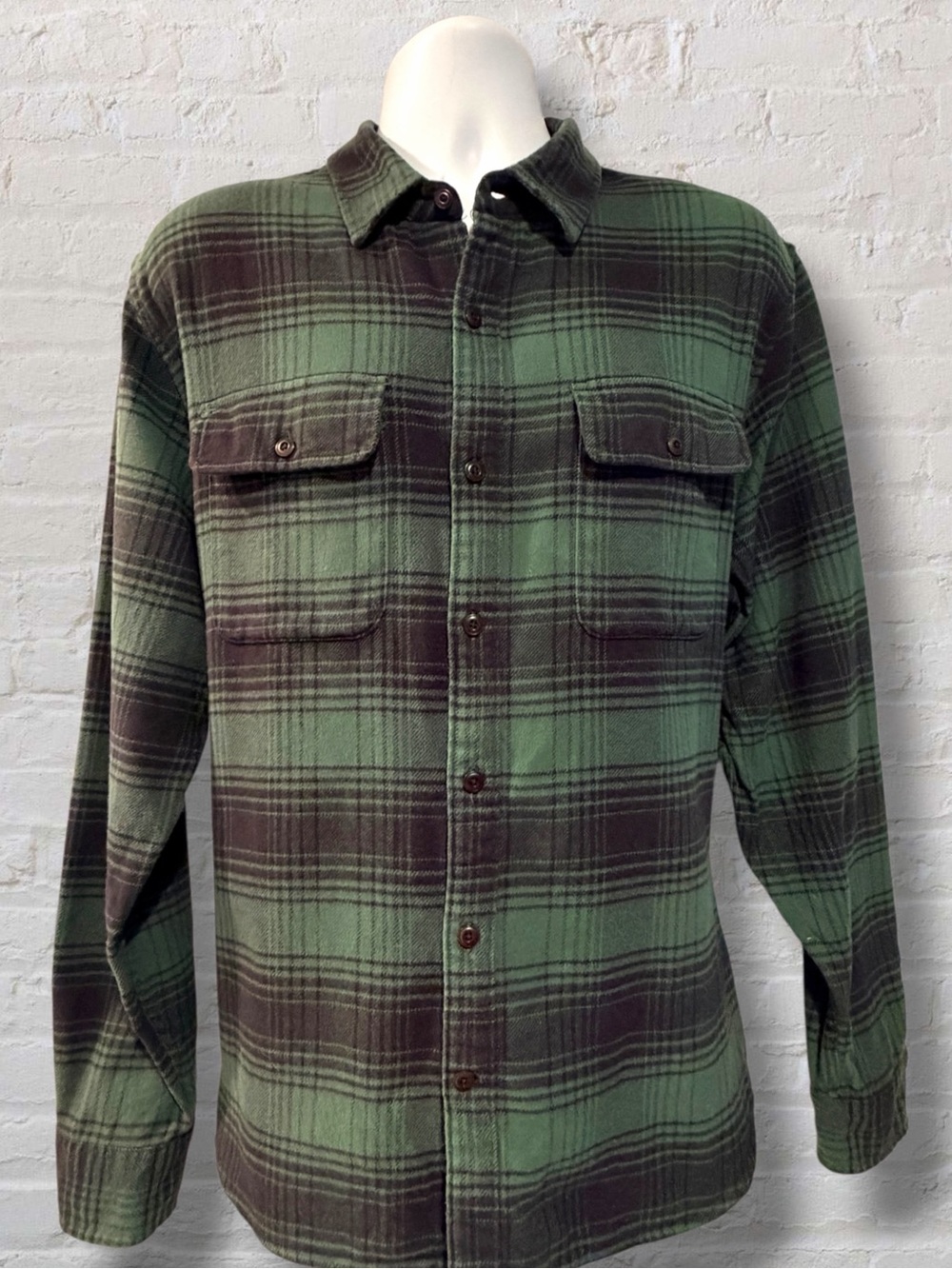 Lucky Brand Men’s XL Green Black Plaid Flannel Shirt Dual Pocket Button Up